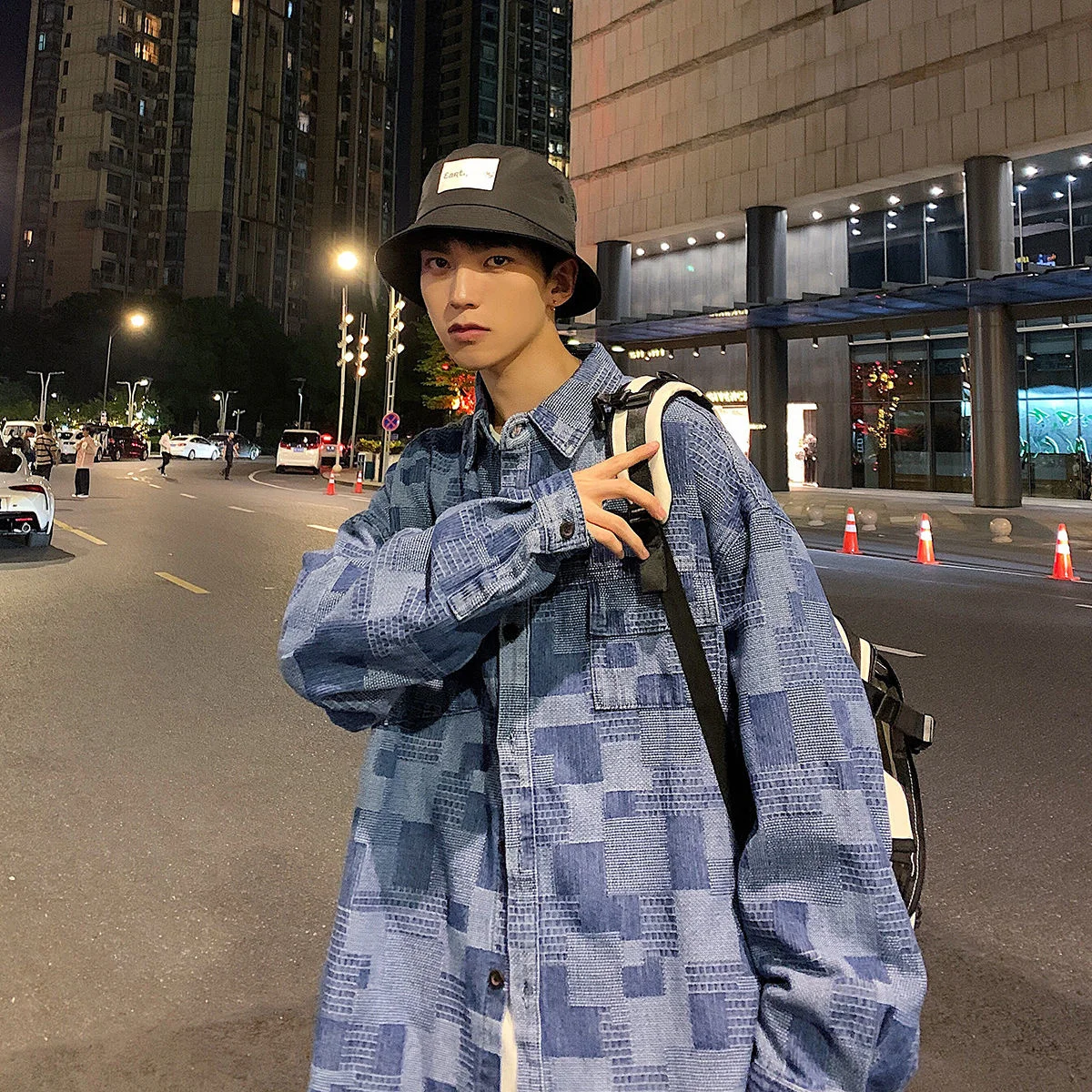 

2021 Men's Denim Youth Lattice Shirts Camisa Blue Color Masculina Streetwear Clothes Long Sleeves Lapel Collar Shirts Size M-5XL