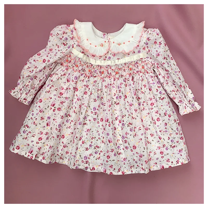 Детское платье с длинным рукавом винтажное цветочным рисунком весна 2024