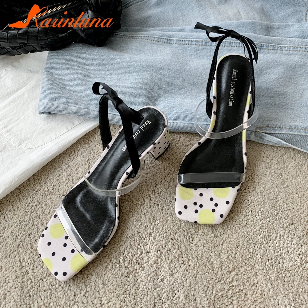 

Женские сандалии с бантом-бабочкой KARINLUNA, босоножки из ПВХ, с открытым носком, на высоком каблуке, летняя обувь из замши