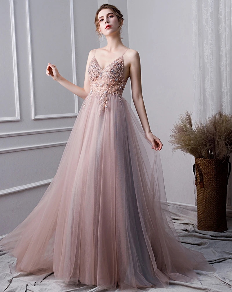 Женское вечернее платье с бусинами розовое до пола V образным вырезом роскошное
