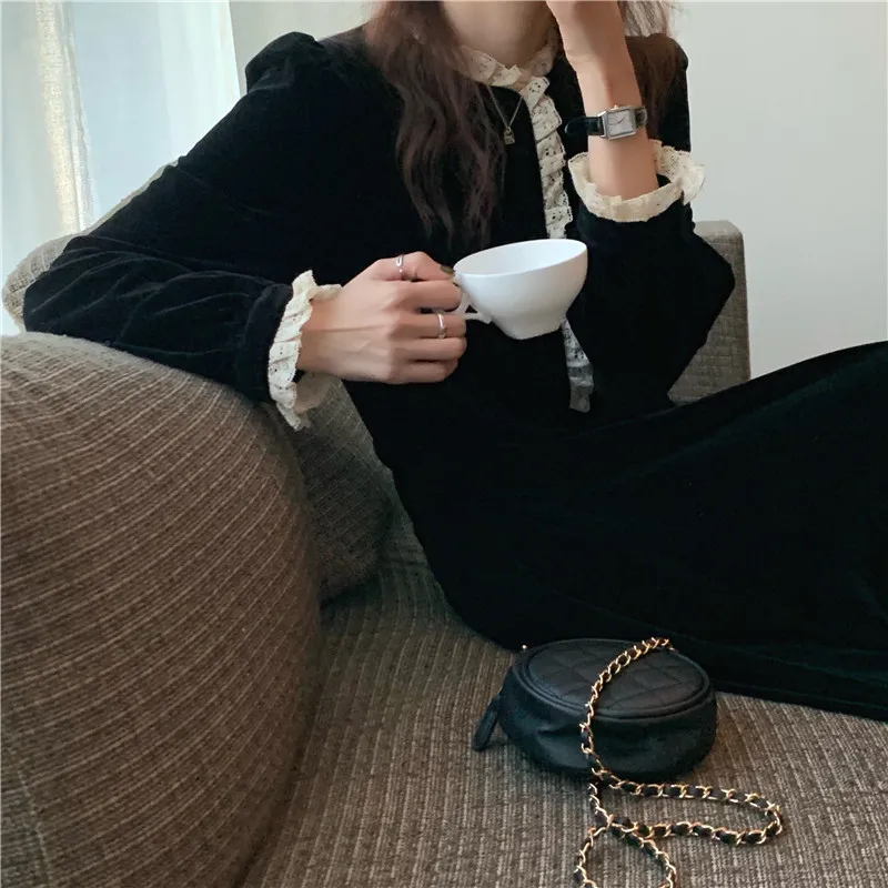 Осенне зимнее элегантное бархатное платье средней длины осенне базовое