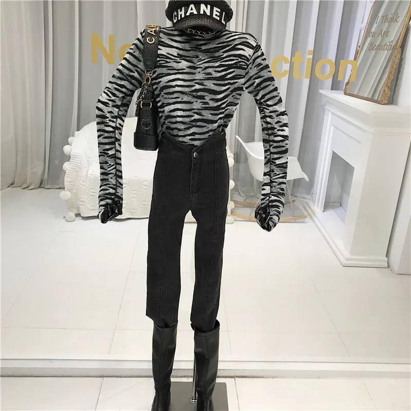 

Round Neck Long-Sleeved Zebra Slim T-shirt Female 2020 Autumn New Korean Fashion Pullover Short Shirt Ins Fashion Sexy & Club