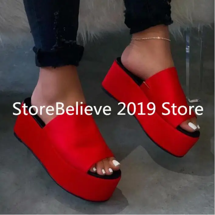 Новинка Сезон лето Женские нескользящие пляжные шлепанцы на высоком каблуке