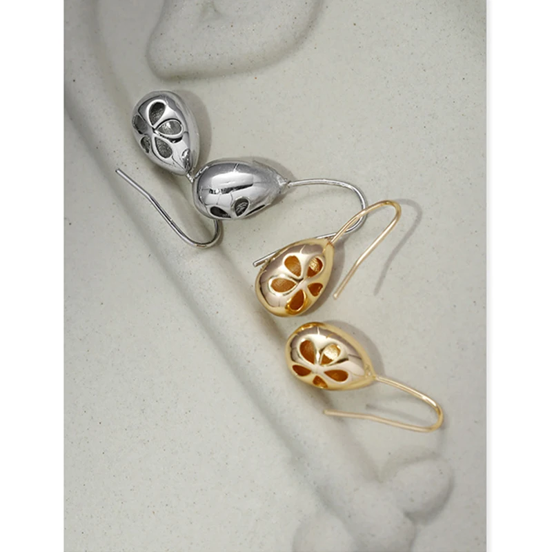 

TARCLIY 2021 Fall/Winter Geometric Metal Flower Pattern Dangling Earrings Simple Waterdrop Shape Ear Hooks Women Fashion Jewelry