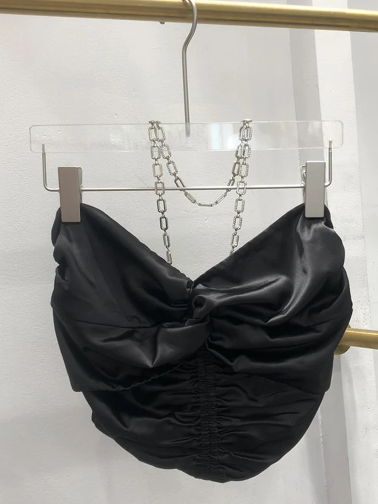Sexy leaky shoulders leaky back satin pleated waist waist metal chain hanging neck sling Ladies summer new fashion all-match top