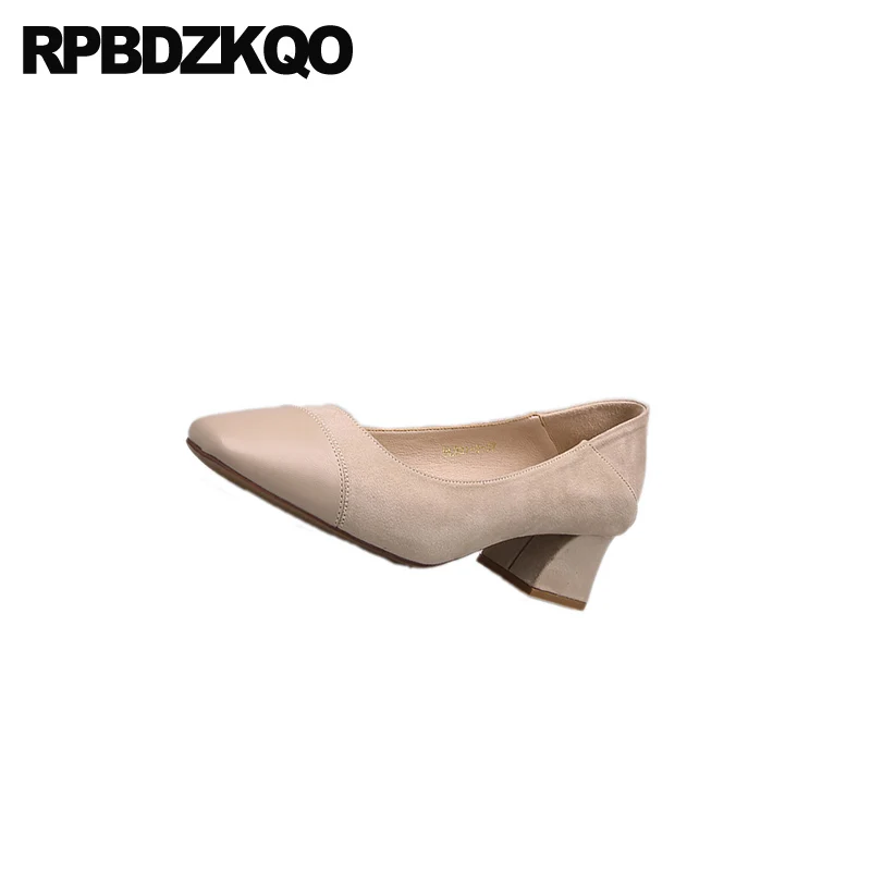 Модные замшевые женские туфли на среднем толстом каблуке недорогие