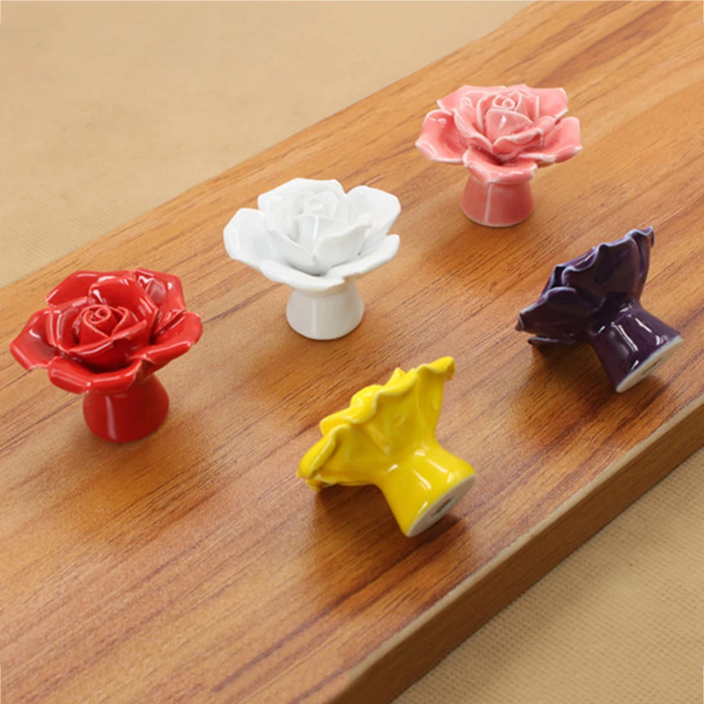 Роза цветок керамические дверные ручки ящика Тянет Шкаф Дверные с винтом - купить