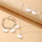 Набор ювелирных изделий из ожерелья и браслета, браслета, сережек, белых облаков