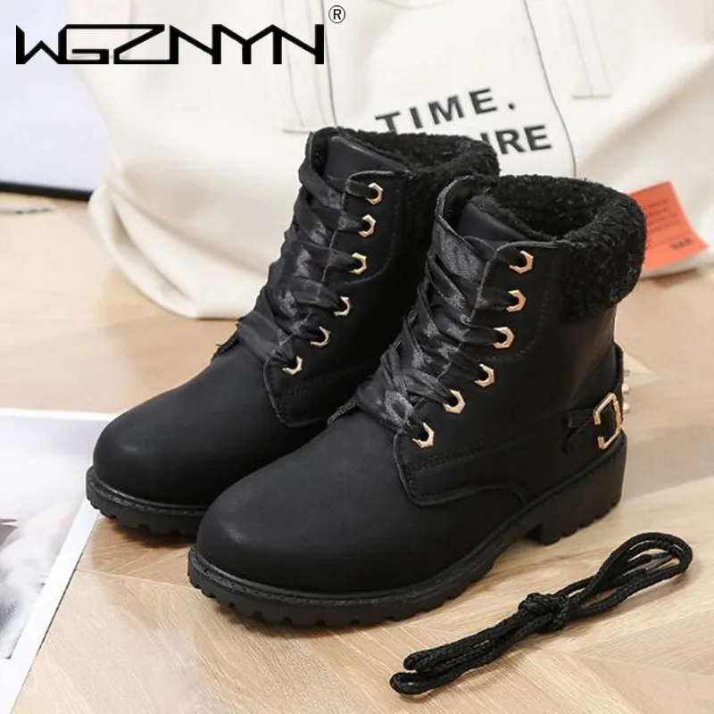 

Женские ботинки зимние теплые утепленные меховые сапоги из искусственной замши Ботильоны с кристаллами мягкая удобная обувь женские ботил...