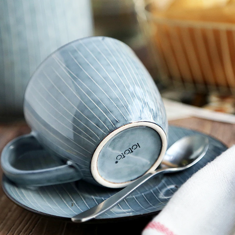 

Japanese Retro Coffee Cup Saucer Set Creative Handmade Color Glaze Striped Porcelain Tea Cups With Handle Home Drinkware 250Ml