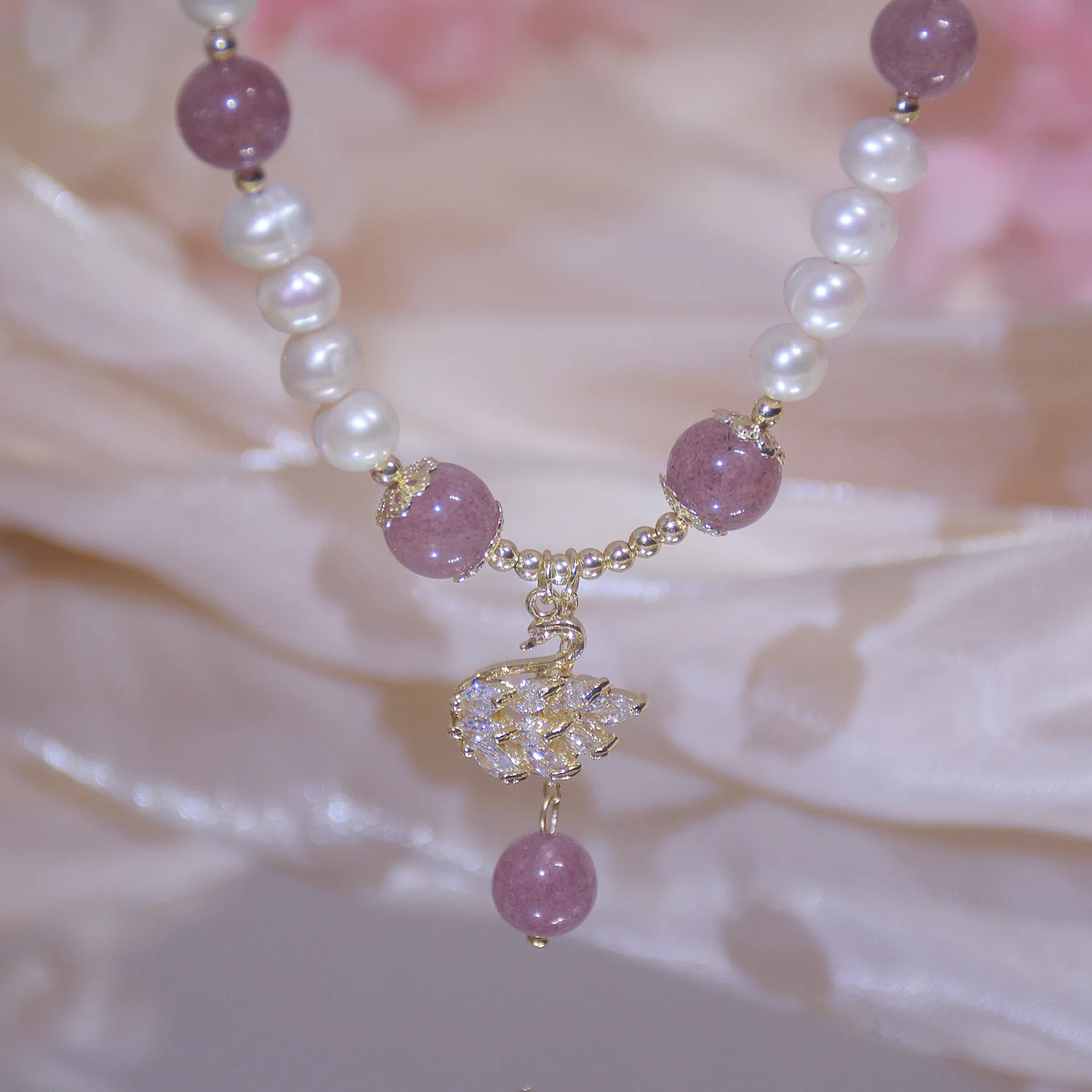 

Strawberry Quartz Delicate Zircon Flower Charm Bracelets for Women 14K Real Gold Plated Freshwater Pearl Bangles&bracelets