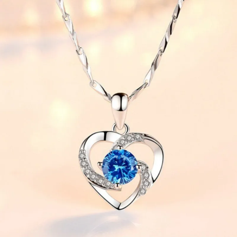 

Women Peach Heart Diamond Necklace for Party Accessories