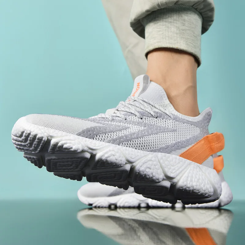 

New Comfortable Light classic canvas shoes lazy shoes blue moccasins men slip on loafers washed denim casual flats Sports Shoe