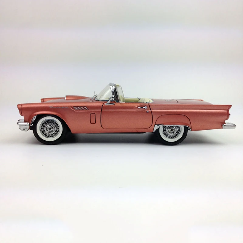 Модель автомобиля Ford Thunderbird литая модель из сплава статический дисплей для