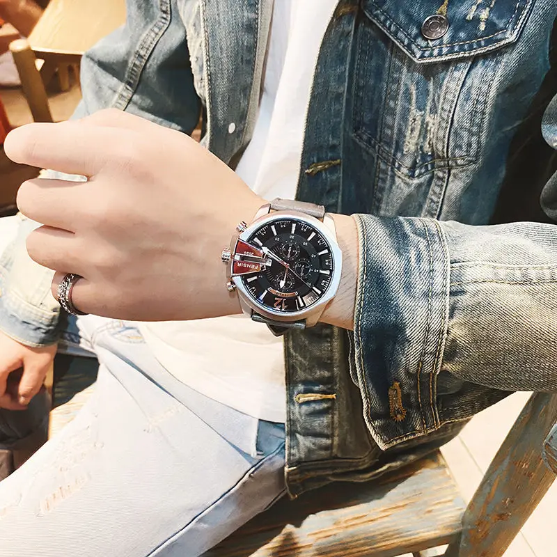 

2021 Authentic Trend Personalized Transparent Men's Watch Silicone Strap Quartz Watch Student Sports Fashion Watch
