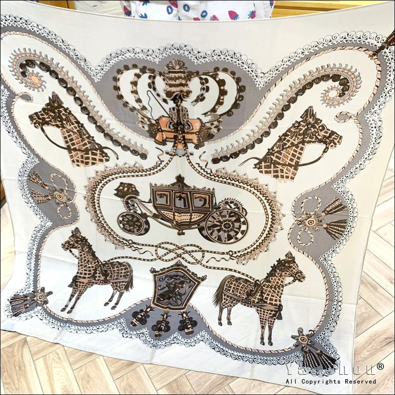 

70% Cashmere 30% Silk Big Scarf 135*135 Cm Winter Scarf Women Designer Cashmere And Silk Wrap "Paperoles"