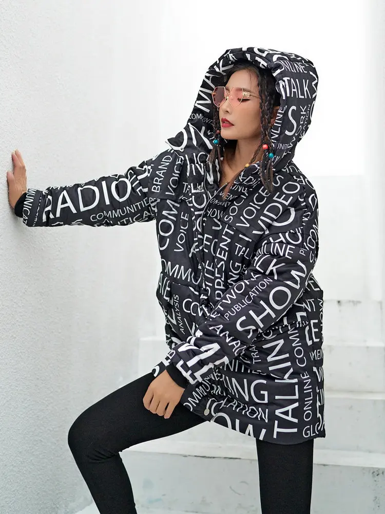 Куртка женская хлопковая с капюшоном и надписью теплая плотная в стиле хип-хоп 2020