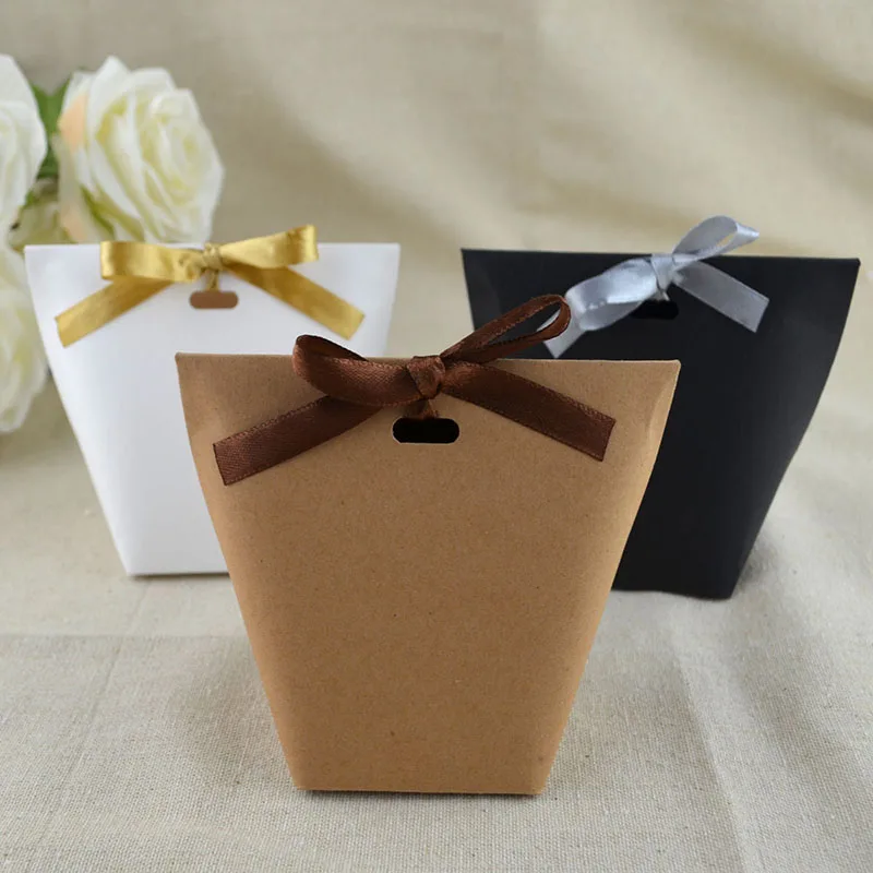 

50pcs Blank Kraft Paper Bag White Black Candy Bag Wedding Favors Gift Box Package Birthday Party Decoration Bags With Ribbon