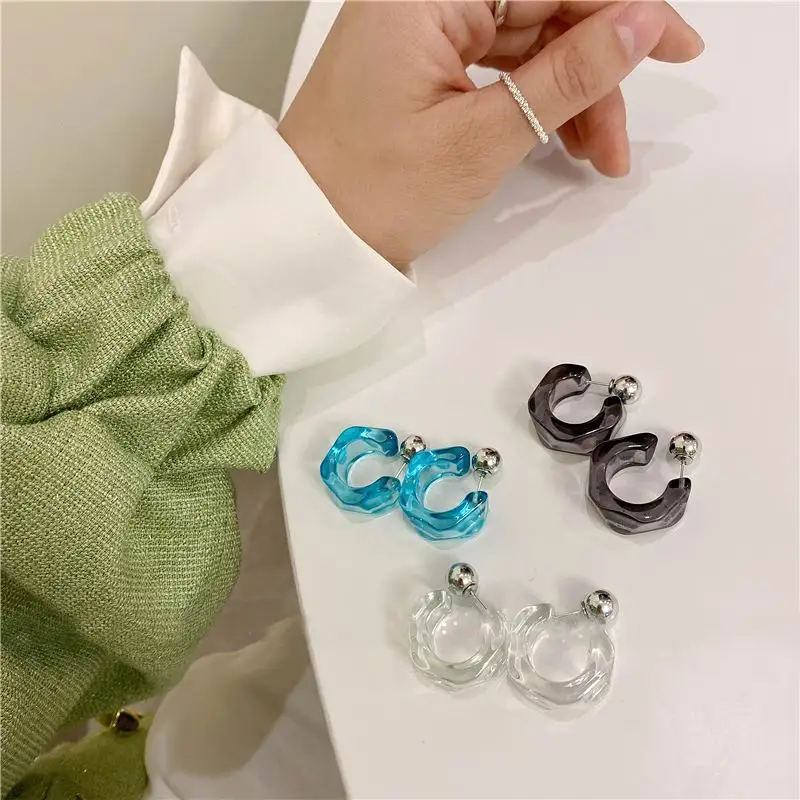 

Etrendy New Transparent Resin Irregular C Shaped Earrings For Women Korean Styles Elegant Simple Earings Wholesale