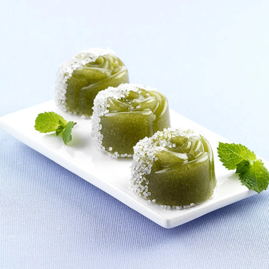 

Kitchen,Dining & Bar