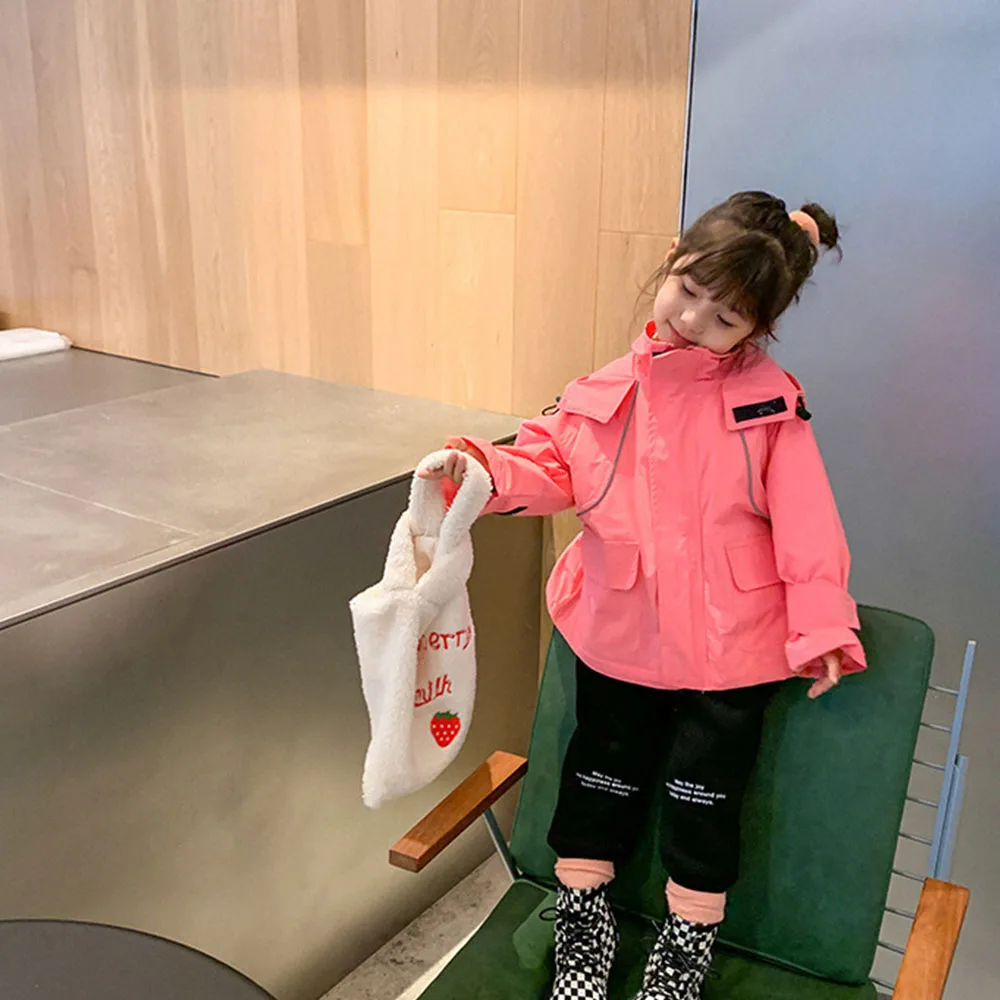 

Новинка, весенне-Осенняя детская одежда для девочек, Тренч, пальто средней длины на молнии, лыжная одежда с капюшоном, плотное пальто для инс...