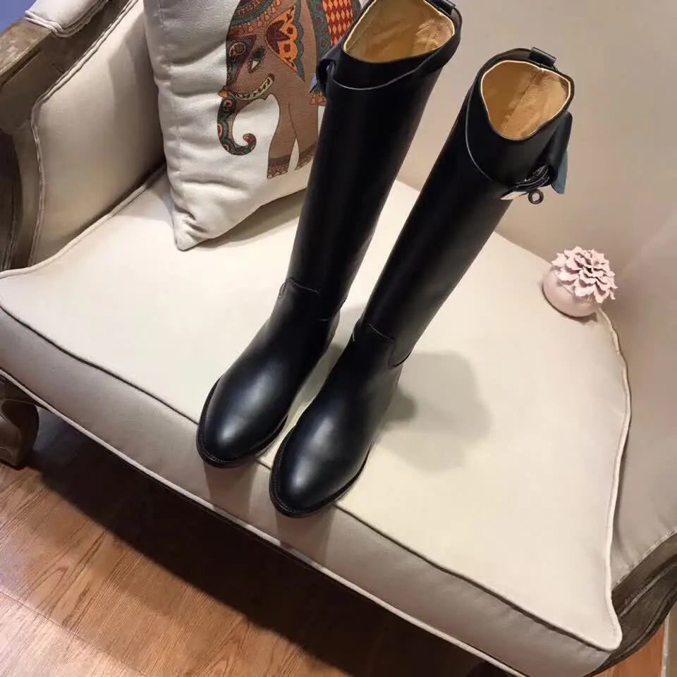 Ботинки кожаные высокие сапоги на плоской подошве Новинка 2019 года трубы до