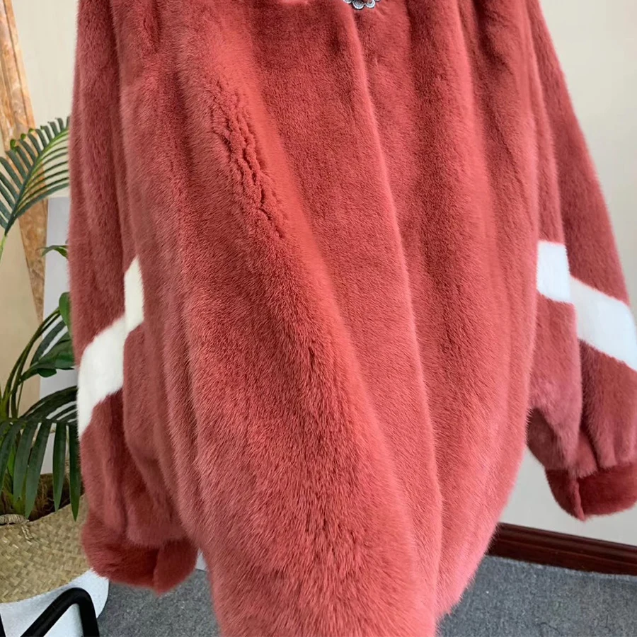 

short Imported Mink Fur Coats with hood Thick Jacket Top Quality 2019 New Women Real Mink Fur Coats Whole Skin