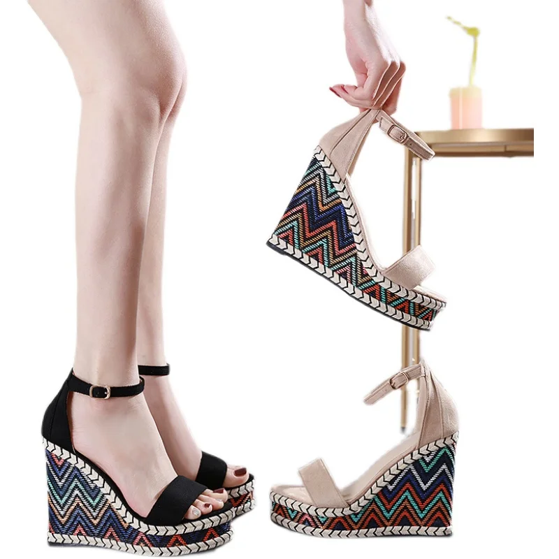 

Women's Shoes