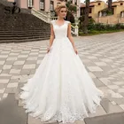 Роскошное бальное платье, белое свадебное платье с кружевной аппликацией и V-образным вырезом, Тюлевое свадебное платье на заказ, Robe De Mariee