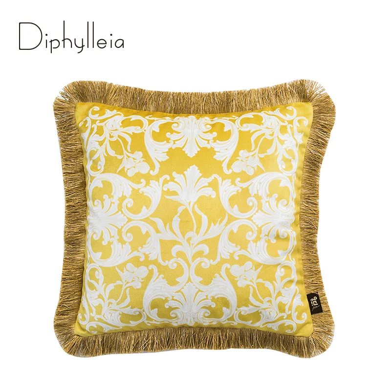 

Diphylleia Golden Glory Cushion Cover European Style Boutique Coussins Luxury Sofa Living Room Couch Pillow Case With Tassels