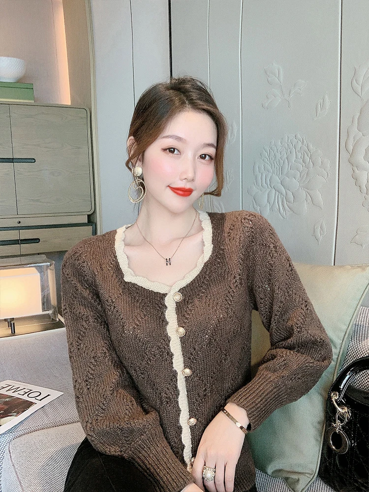 

Color contrast square neck T-shirt autumn new women's 2020 new fashion versatile long sleeve top tie flower bottom