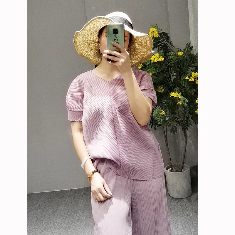 Pink purple Changpleat новые женские футболки Топ Miyak плиссированный модный дизайн свободный v-образный вырез корейский стиль короткий рукав женская футболка Tide - Цвет: Pink purple