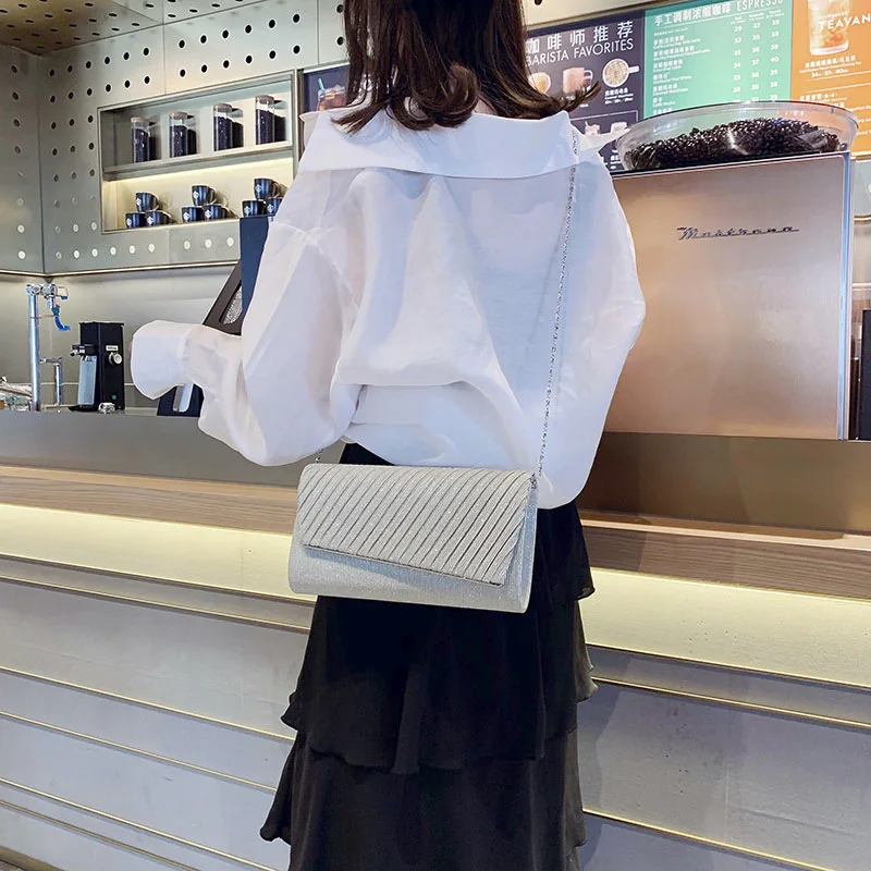 Маленькая сумка женская 2020 новая полосатая ручная маленькая квадратная с