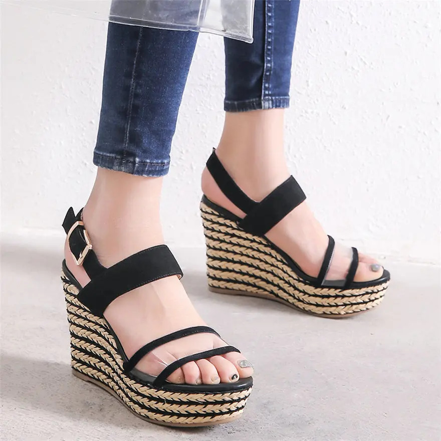 

Женские сандалии-гладиаторы из натуральной кожи на платформе с шипами в стиле панк; Женские вечерние туфли-лодочки с открытым носком; Новин...