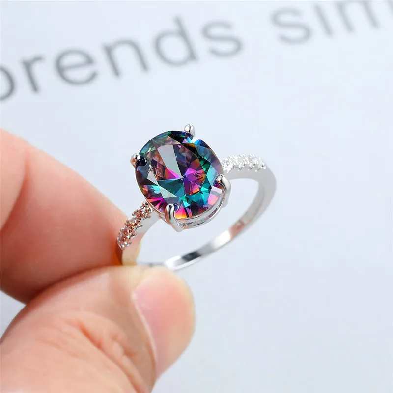 Загадочное женское кольцо с радужным кристаллом и камнем очаровательные
