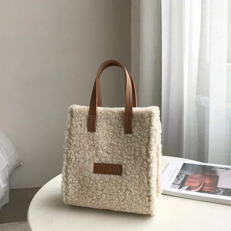

Winter Plush Bag Women 2020 New Tide Net Red Cute Tote Bag Hundred Ins Crossbody Lamb Wool Bag