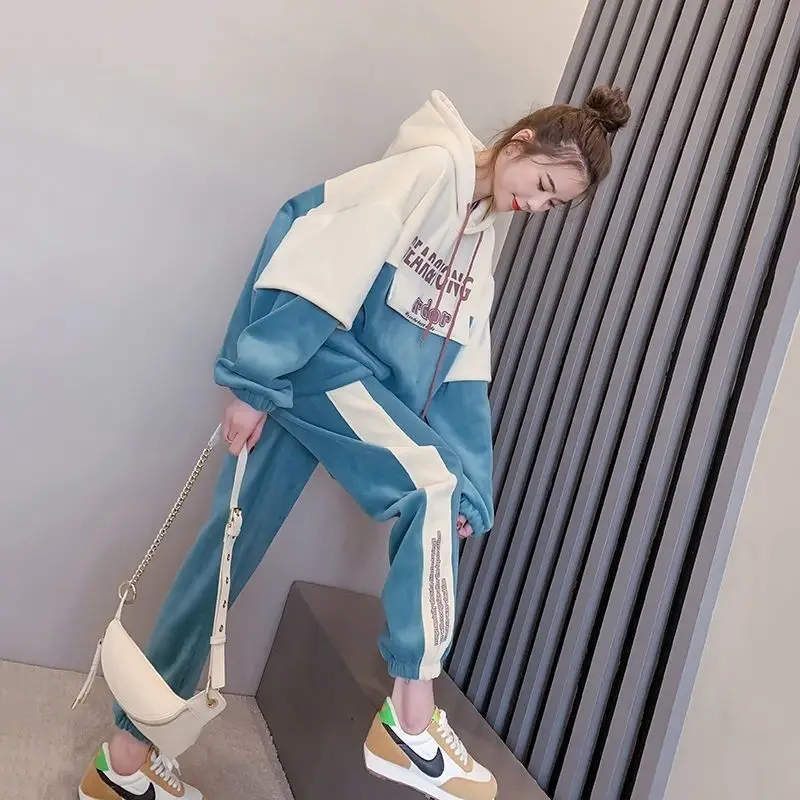 

Track Suit Sportswear Plus Size Spring and Autumn New Leisure Sports Suit Women's Hooded Sweater Casual Pants Two-piece Suit