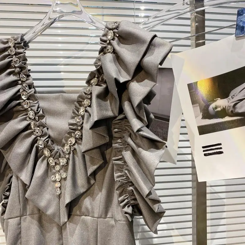 

2021 Summer New Large V-neck Rhinestone Beaded Pleated Lace Mid-length Dress Women Fahsion Elegant Solid Flying Sleeve Dress