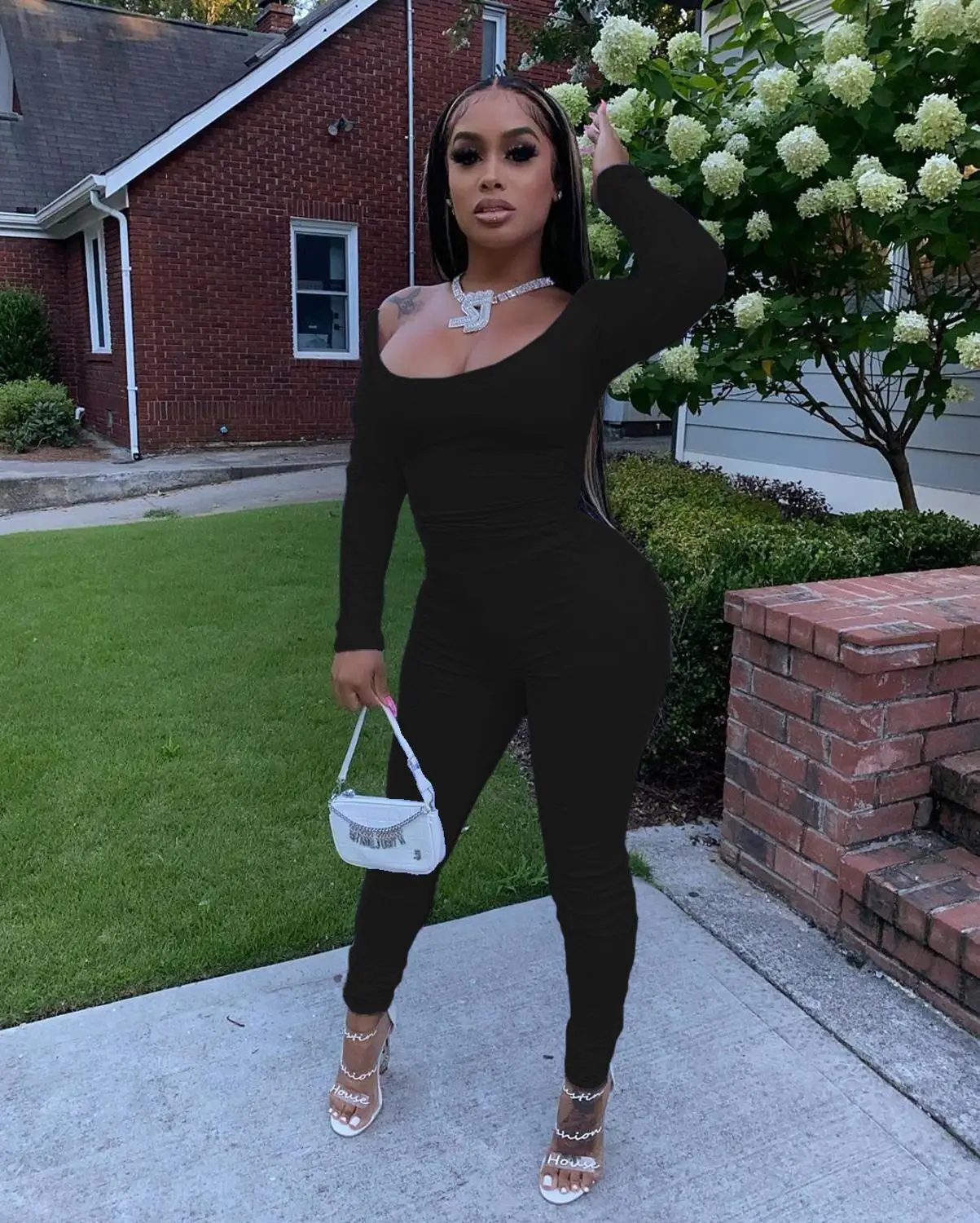 Женская осенне-зимняя облегающая футболка с открытыми плечами и длинным рукавом