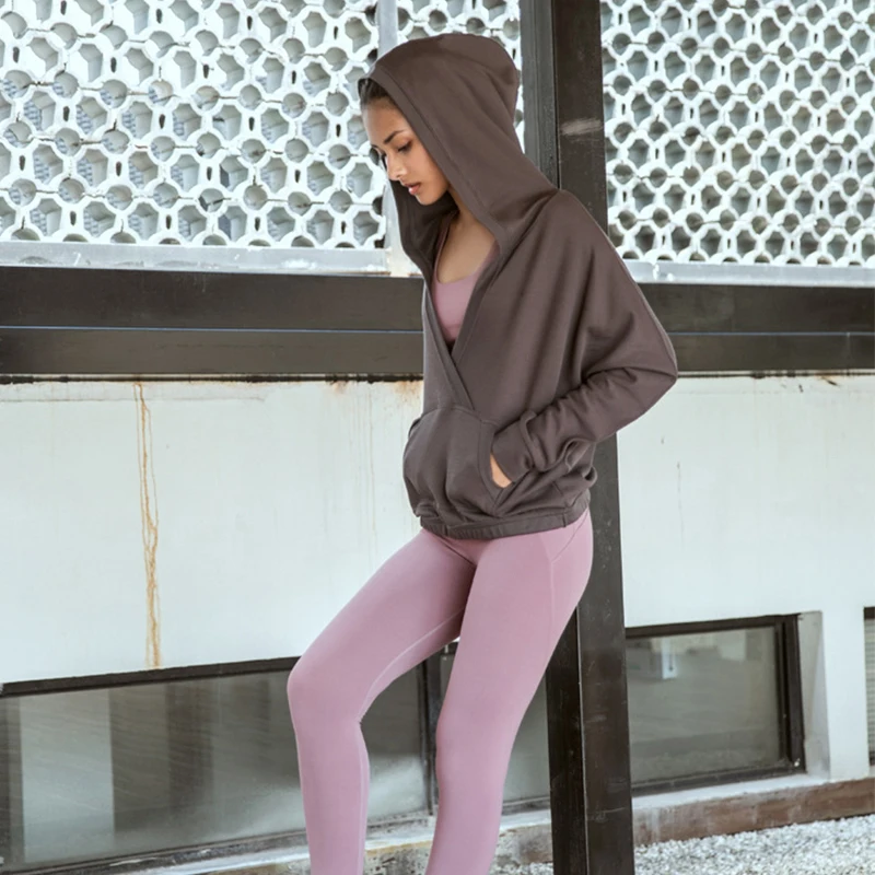 

NANCY TINO Women's Sports Hoodies Polyester Breathable Top Pullover Loose Sweatshirt Yoga Fitness Casual