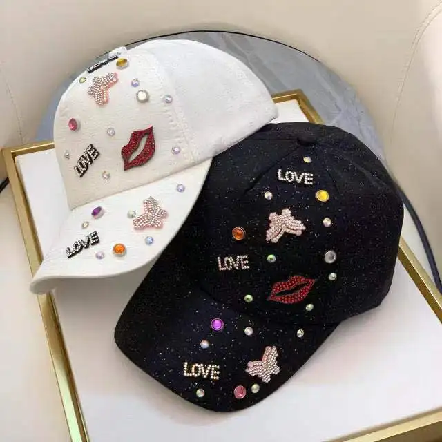 

Tide brand rhinestone hat Cap female Korean fashion visor ladies baseball cap.