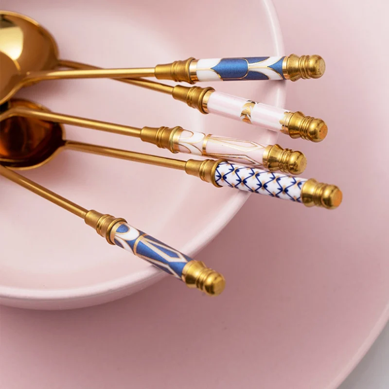 

Stainless Steel Coffee Spoon Ceramic Long Handle Spoon Stirring Spoon Gold-plated Dessert Spoon P Brilliant