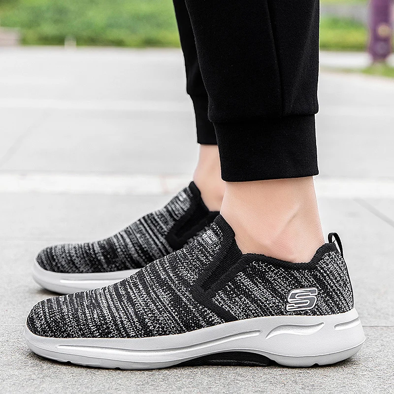 

Original Walking Sport Shoes Men Black Slip-on Sport Trainers Men Breathable Men Shoes Running Light Weight Jogging Sneakers Man