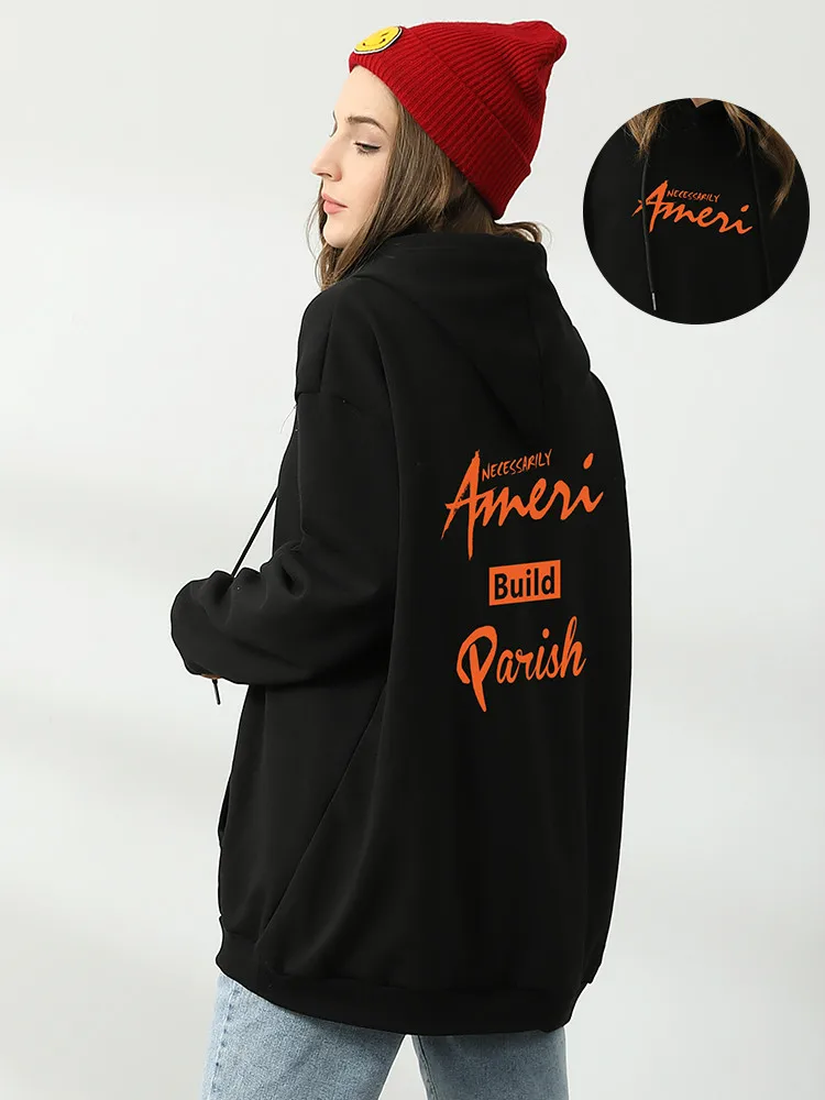 

Hoodies & Sweatshirts