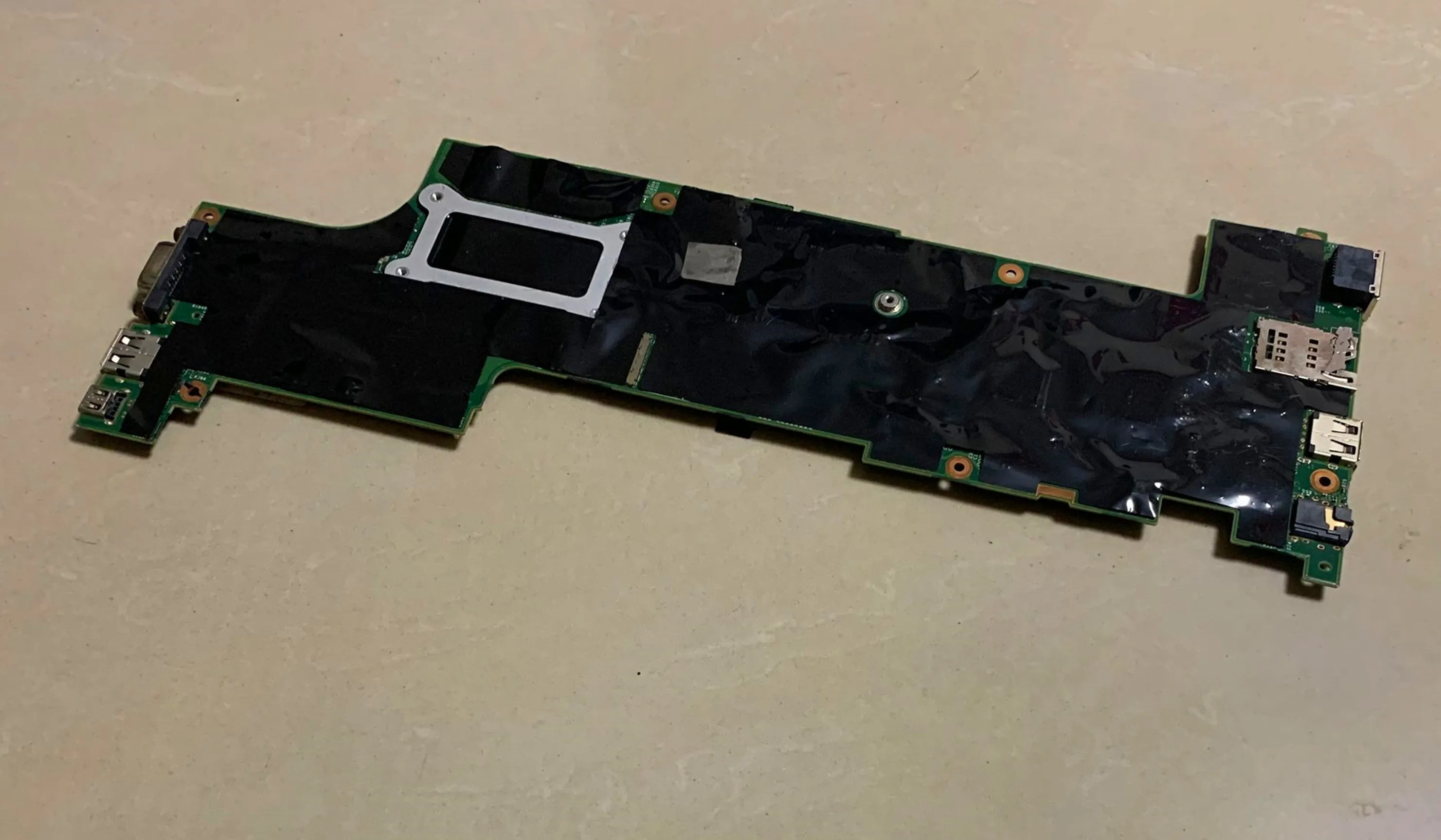 

Laptop motherboard For LENOVO ThinkPad X240 I7-4600U Mainboard 04X5166 04X5178 VIUX1 NM-A091 100% fully tested