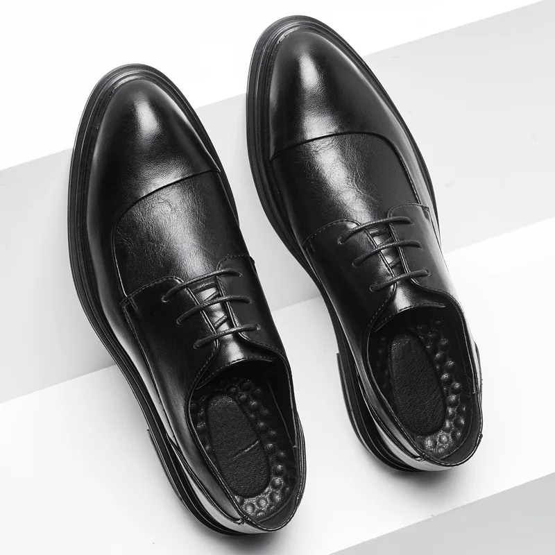 

2020 Newly Fashion Men's Quality Patent Leather Shoes Luxury Wedding Shoes Leather Soft Man Flats Office Dress Shoes 3092