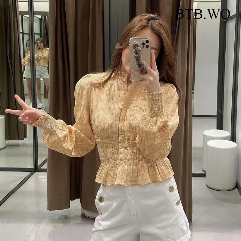 

BTB.WO Sweet Women Folds Cropped Blouses Puff Long Sleeve Ruffles Chic Tops 2021 Female Shirts Chic Tops