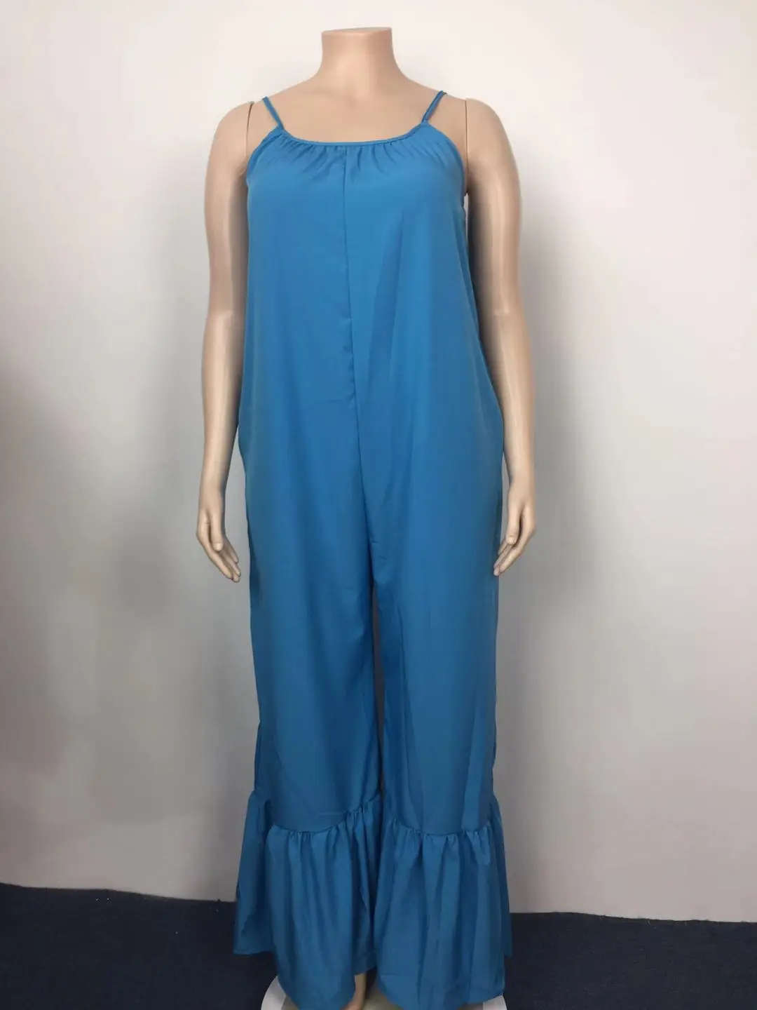 

Classic Solid Color Jumpsuit Summer Women's Suspenders Sleeveless Folds Fashion Trend Loose Flared Trousers Jumpsuit 2021 New