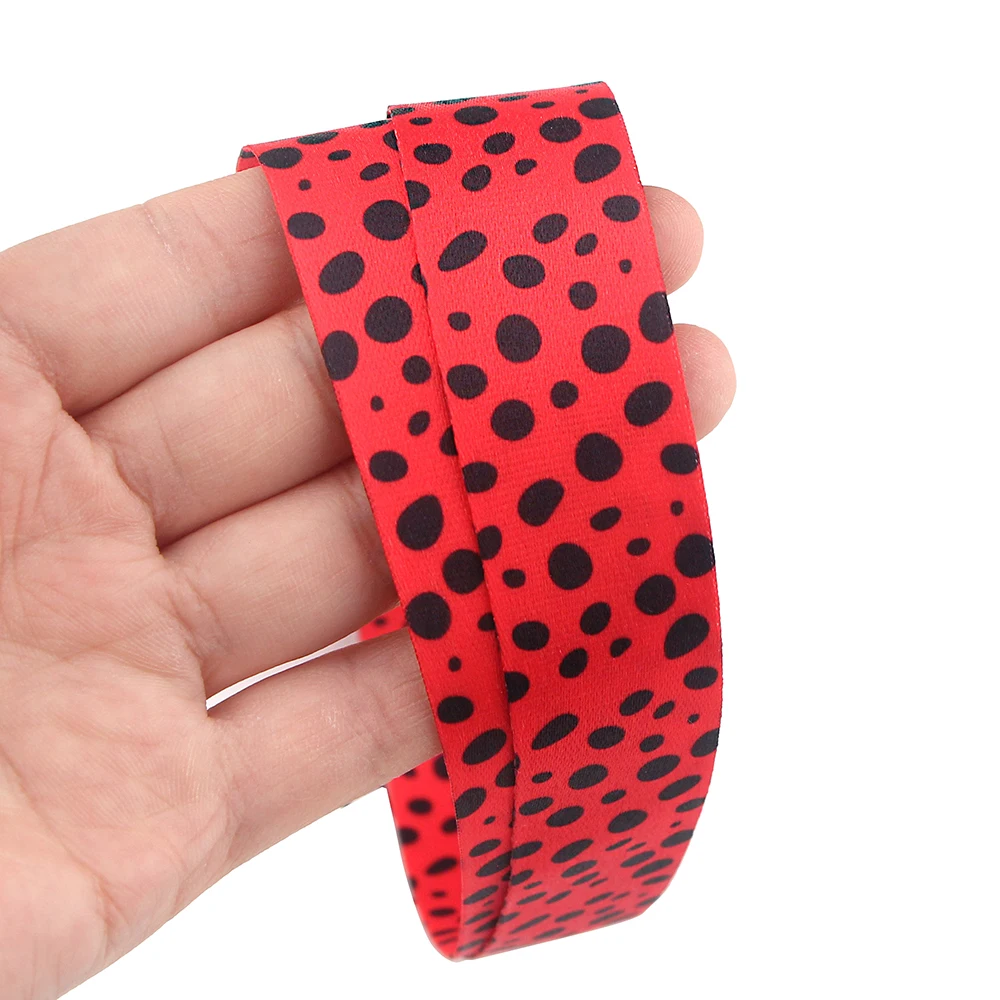 

Ransitute R1243 Insect Ladybug Painting Art Black Dot Key Chain Lanyard Neck Strap For Phone Keys ID Card Creative Lanyards