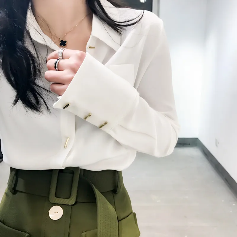 

White satin shirt female design sense Hong Kong style casual long-sleeved drape temperament shirt spring 2021 new